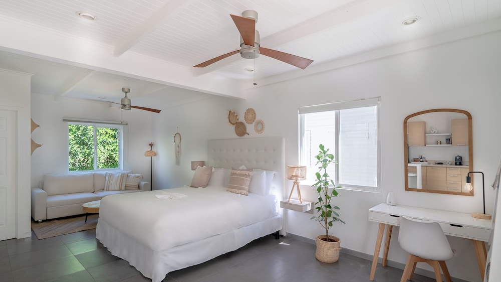 Superior Room, Ocean View photo 3