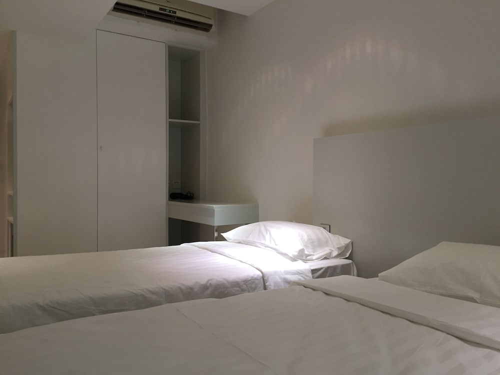 Homy Central — photo 220