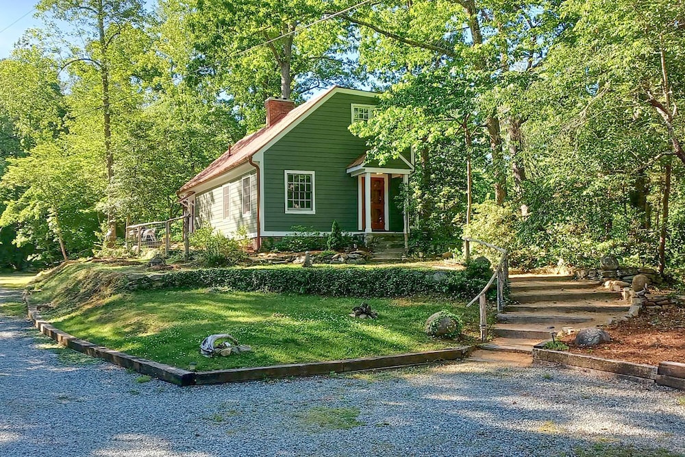 Cottage (2 Bedrooms) photo 2