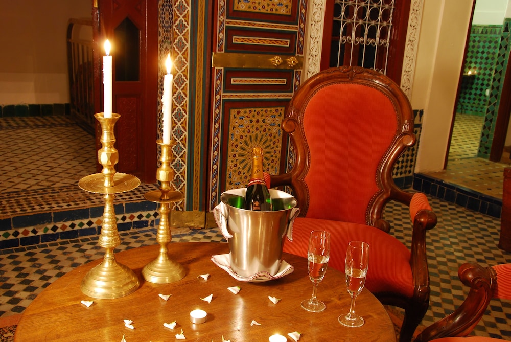 Royal Suite, Courtyard View - Photo 7