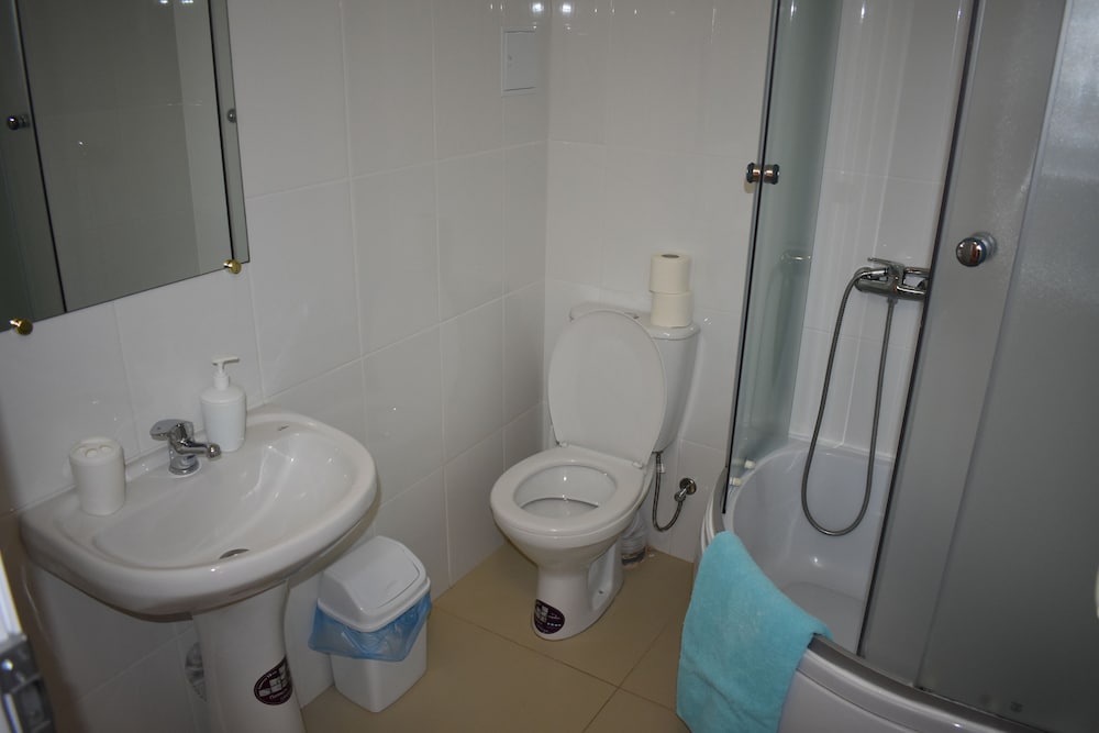 Standard Triple Room photo 3