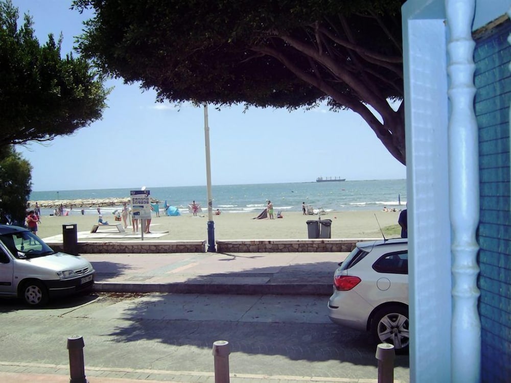 Apartamento, 2 habitaciones, vista al mar, planta baja
