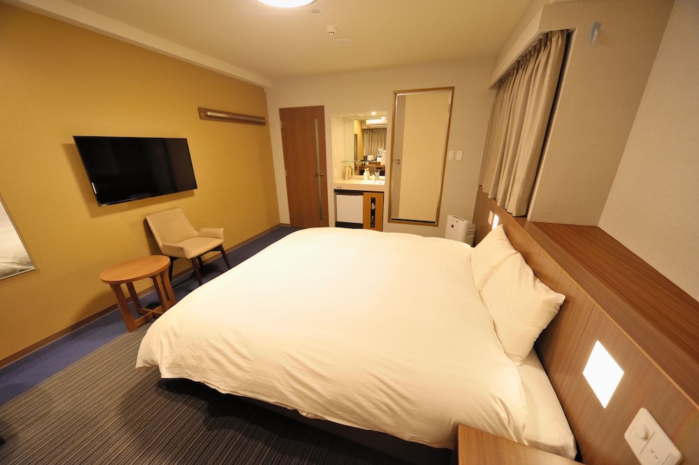 [No cleaning service]  Superior Double Room, 1 King Bed, Non Smoking photo 2