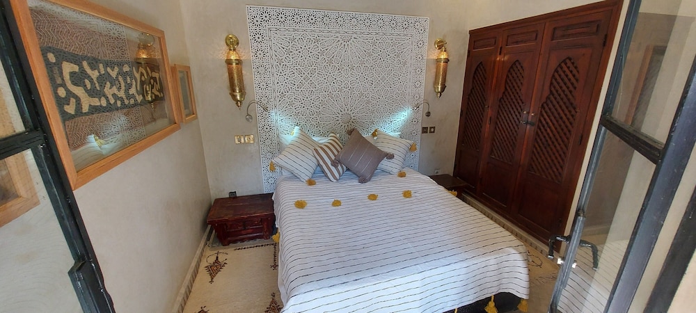 Superior Room - Photo 23