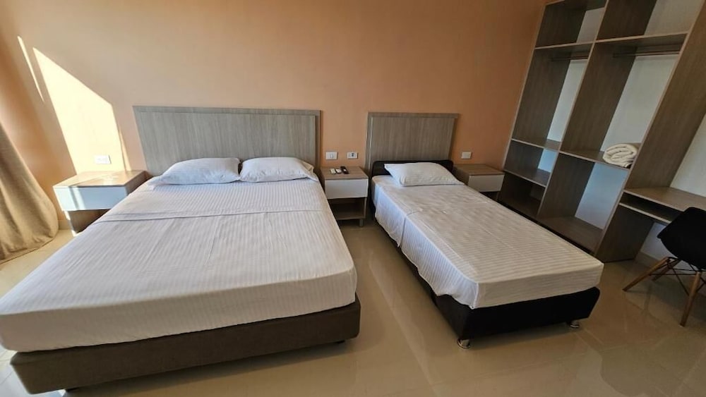 Standard Triple Room photo 2
