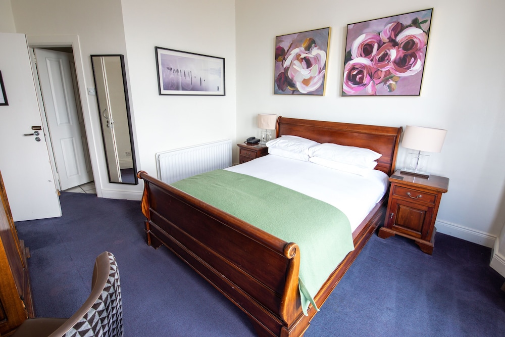 Premium Double Room, 1 King Bed, Sea View photo 3