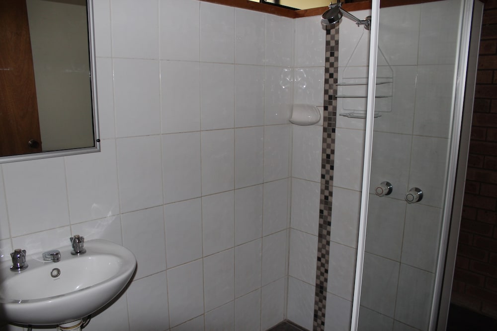 Standard Double or Twin Room, 1 Bedroom, Non Smoking (Twin King Single Beds  R1) photo 3
