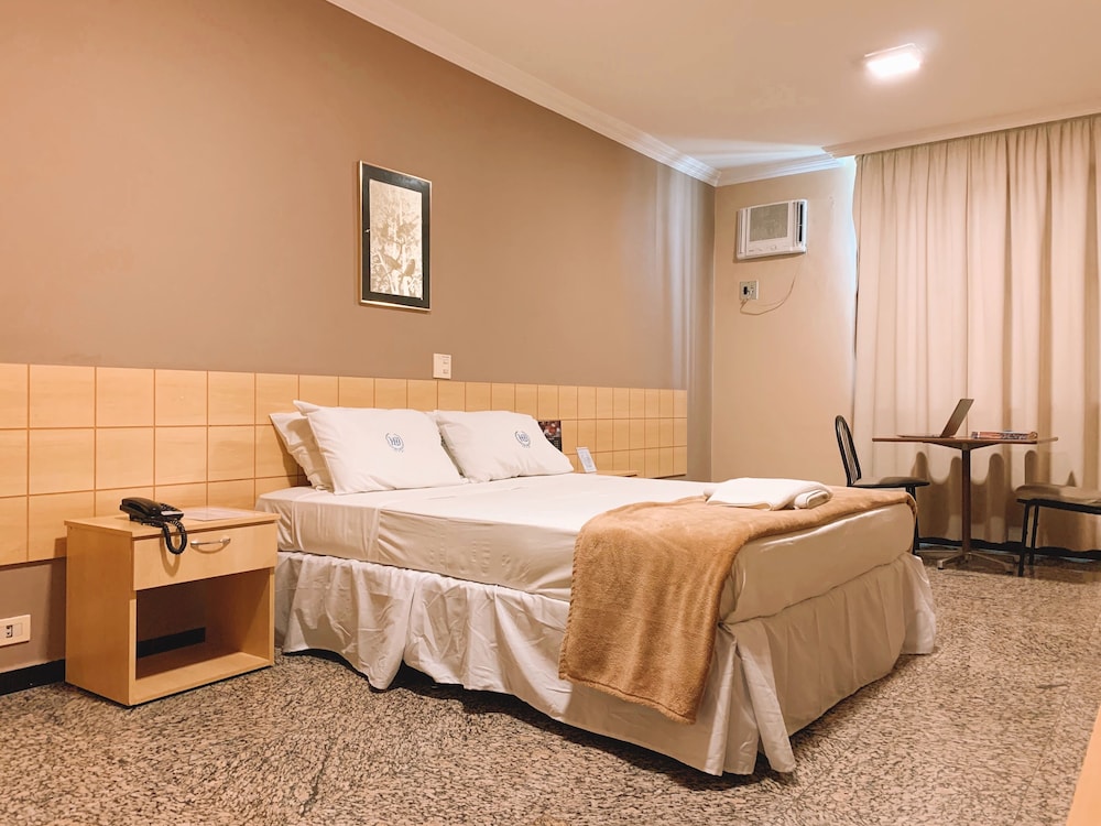 Deluxe Double Room, 1 King Bed, Accessible, City View photo 3