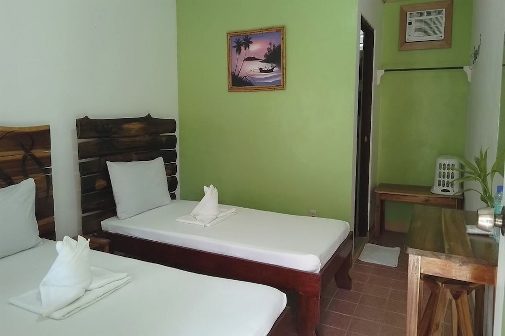 Standard Twin Room - Photo 5