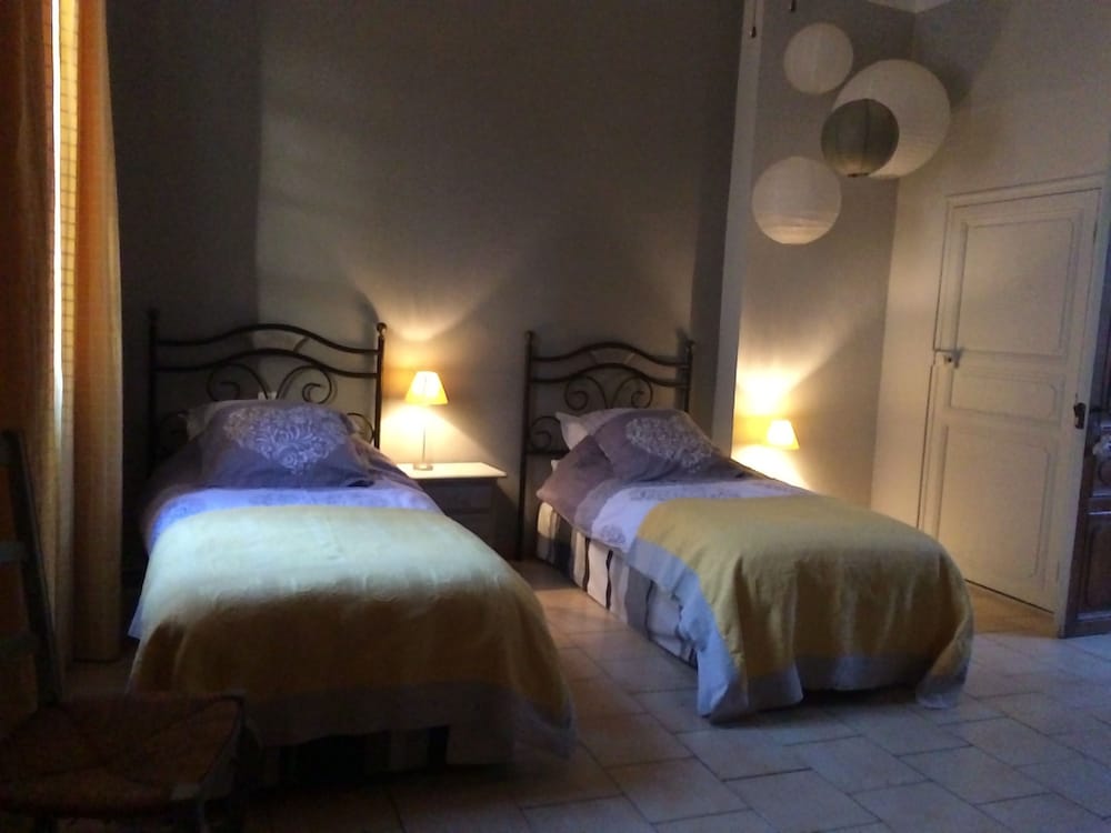 Classic Twin Room, 2 Twin Beds (Pamplemousse) photo 2