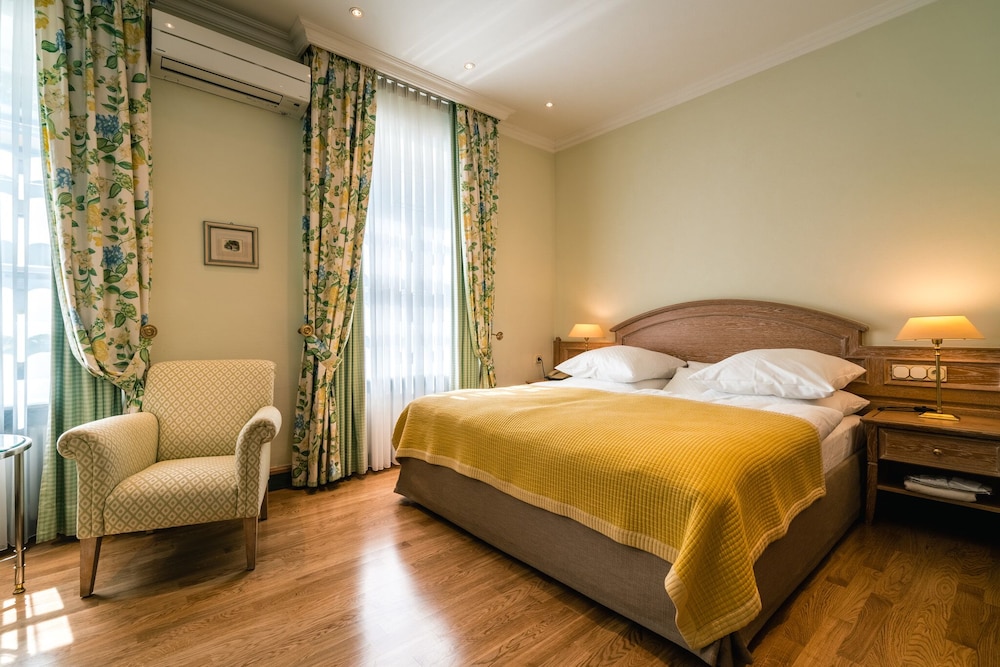 Business Double Room photo 3