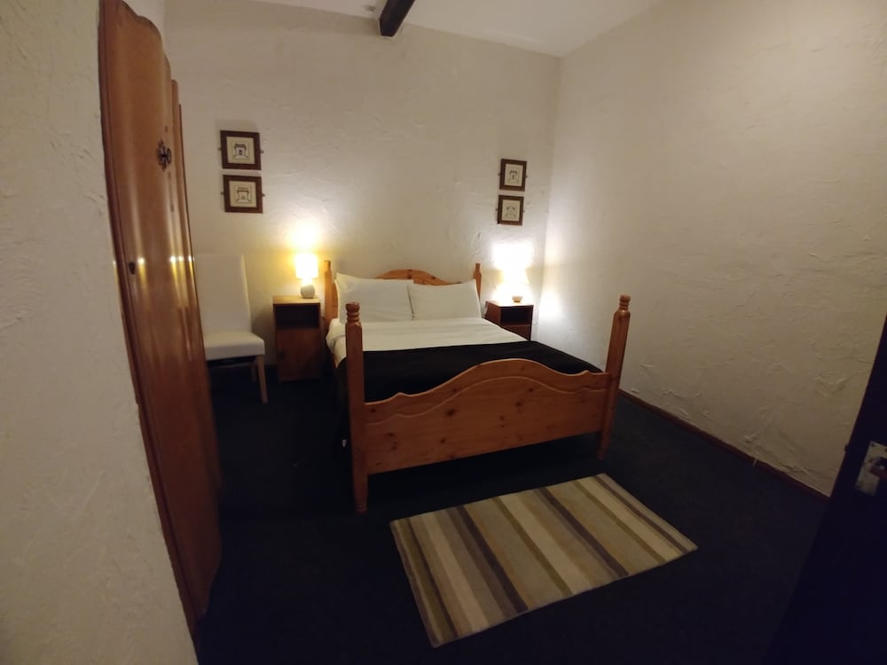 Basic Apartment, 1 Double Bed, Non Smoking photo 1