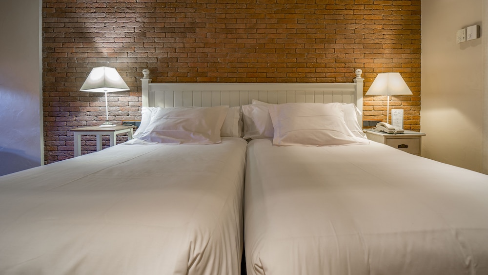 Superior Triple Room photo 3