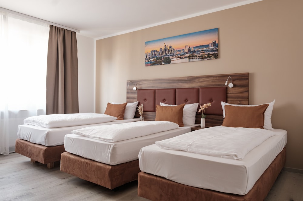 Deluxe Triple Room - Photo 1