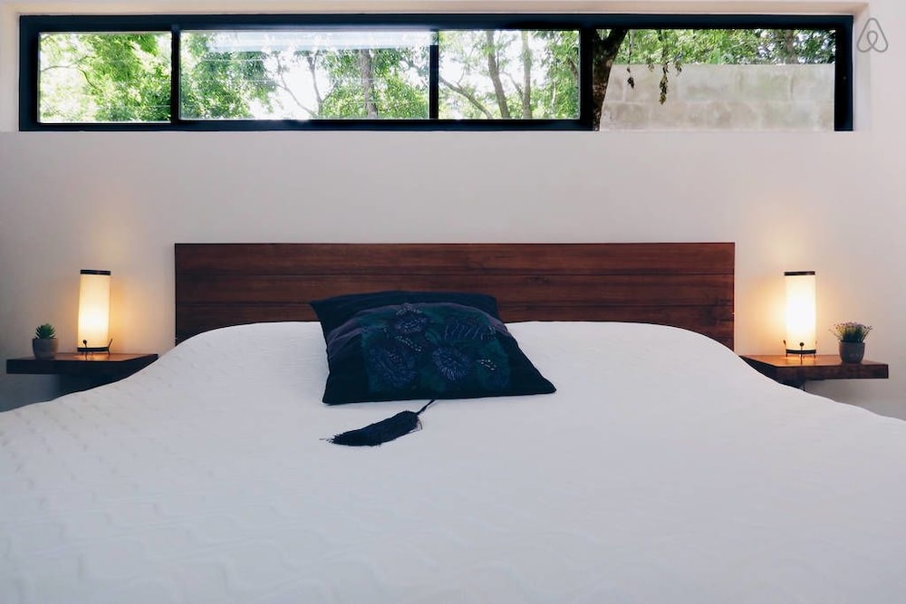Suite, 1 King Bed