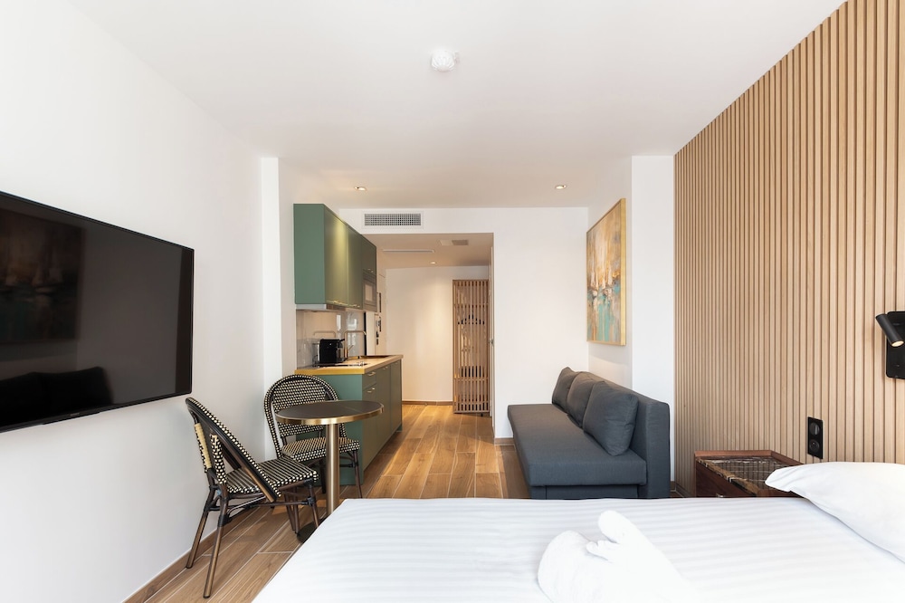 Studio Suite