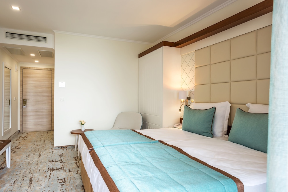 Deluxe Twin Side Sea View - Photo 6