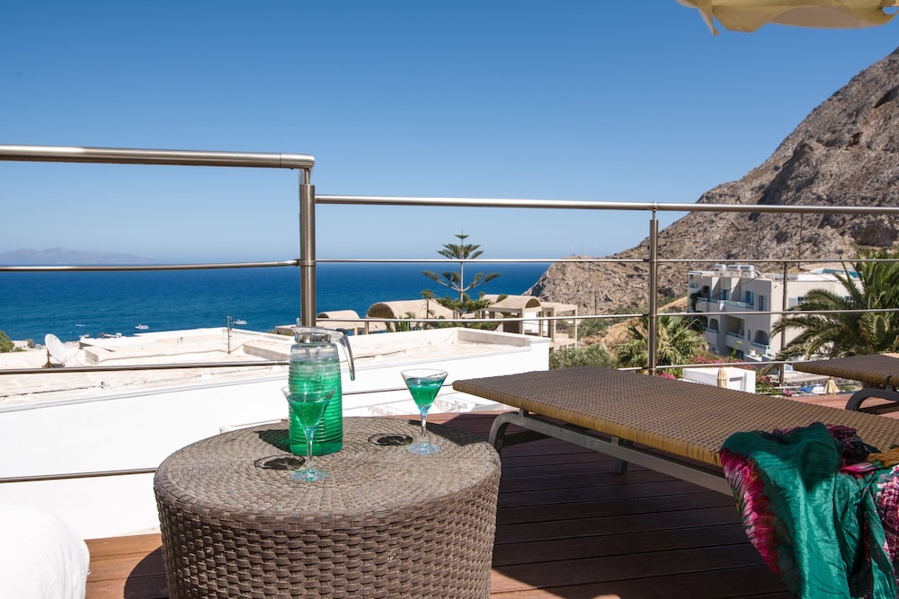 Junior Suite, Private Pool - Photo 18
