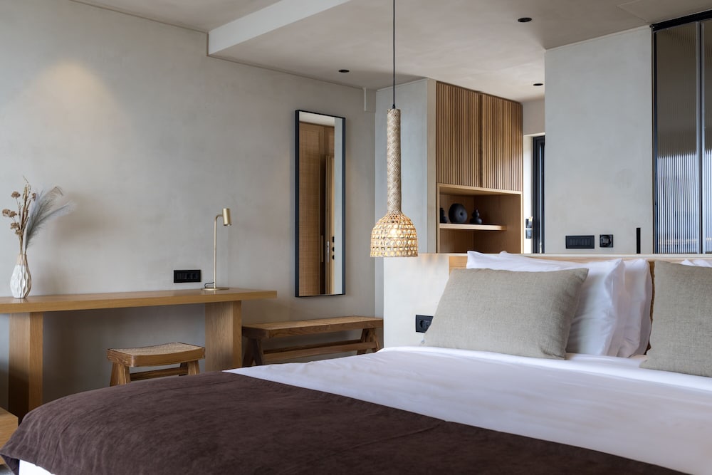 Junior Suite, 1 Bedroom, Private Pool, Sea View - Photo 5
