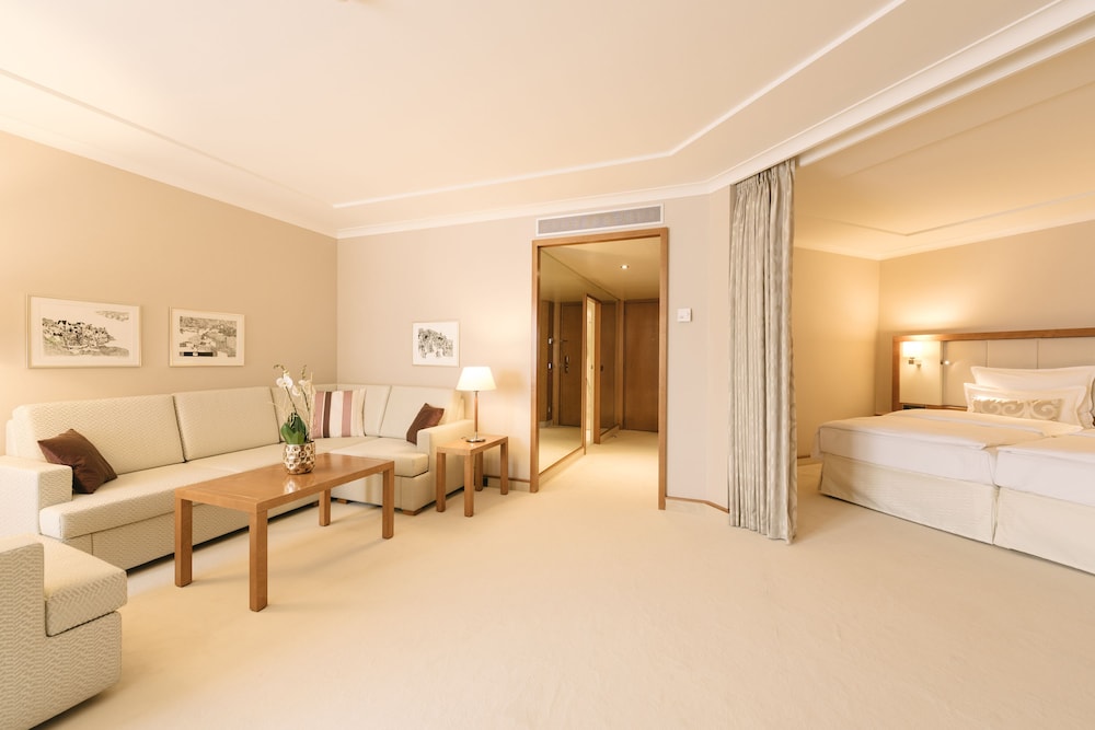 Room (Alcove) - Photo 7