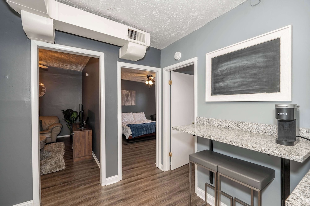 Condo, Multiple Beds photo 2