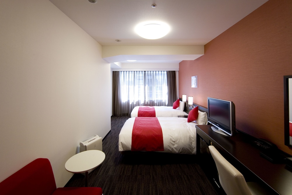 Twin Room, Multiple Beds, Smoking - Photo 7