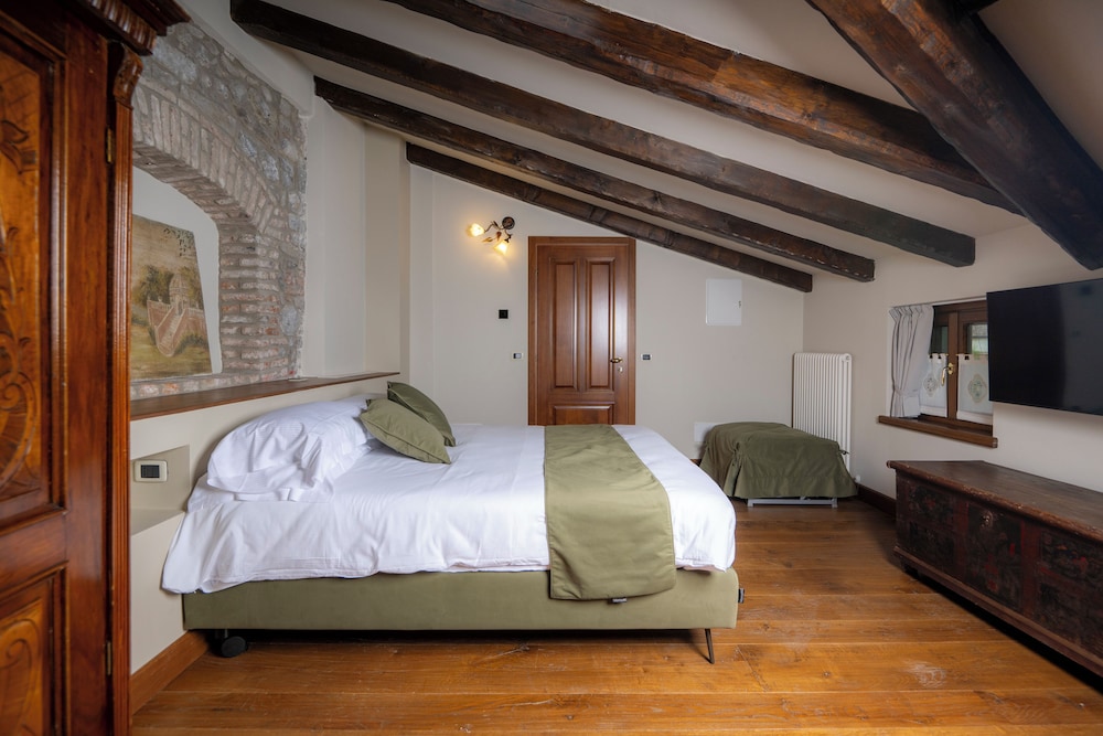 Deluxe Room, River View photo 3