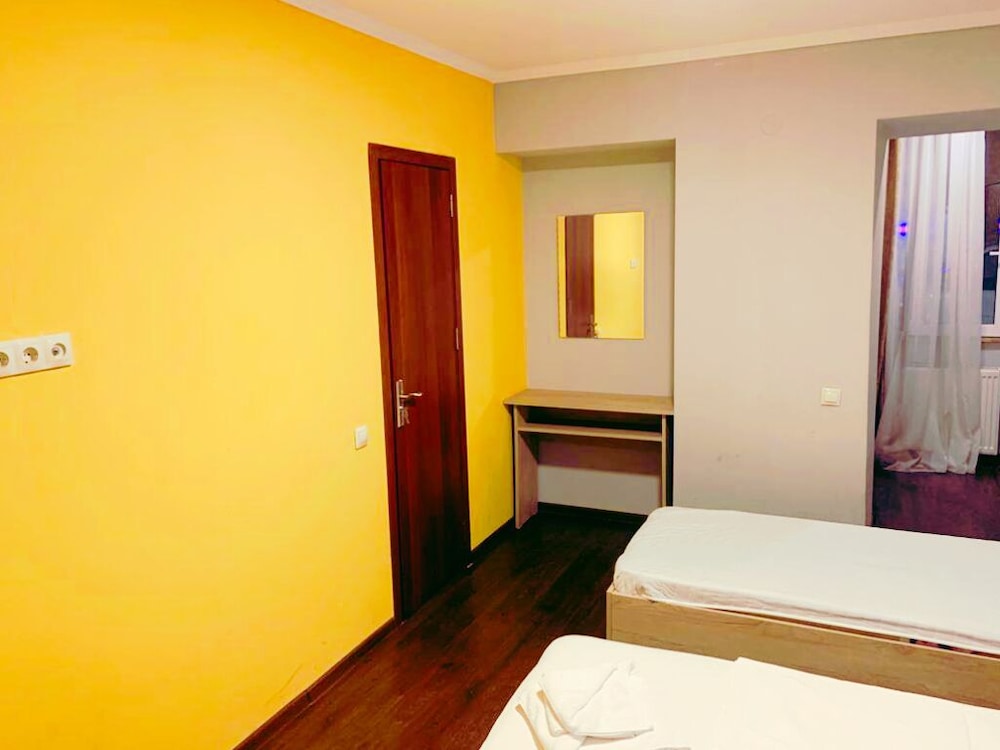 Standard Triple Room photo 3
