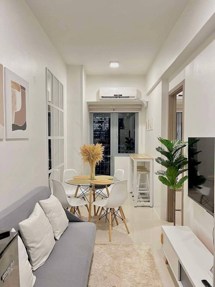 Condo, 1 Bedroom, Accessible, Balcony