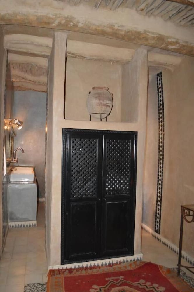 Double Room (Casablanca) photo 3