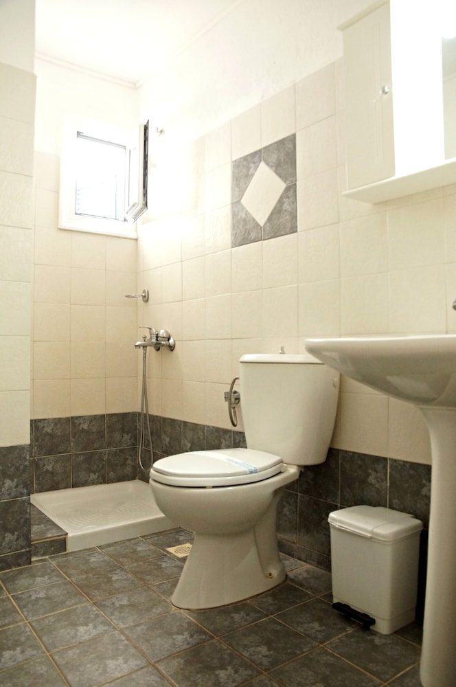 Double Room, 1 Double Bed, Terrace, Sea View photo 2