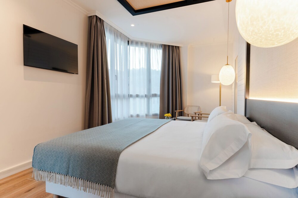 Deluxe Double Room, Mountain View photo 2