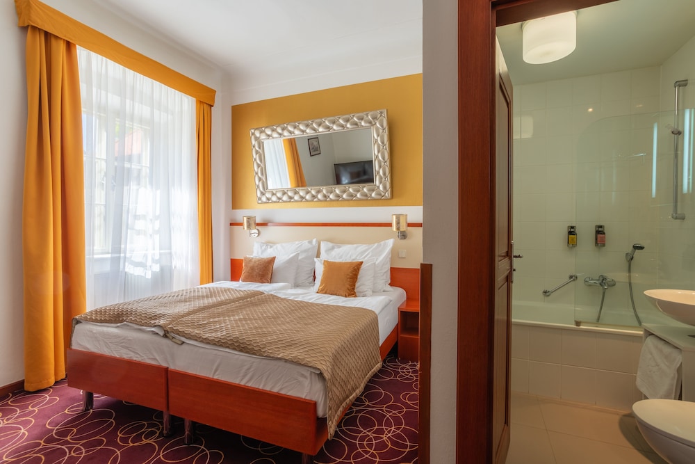 Superior Double Room - Photo 3