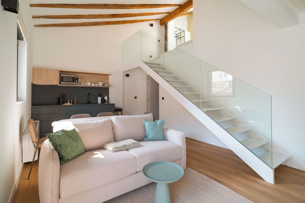 One-Bedroom Apartment with Balcony