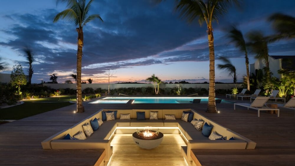 Luxury Villa, 5 Bedrooms, Private Pool, Oceanfront (dream Away)