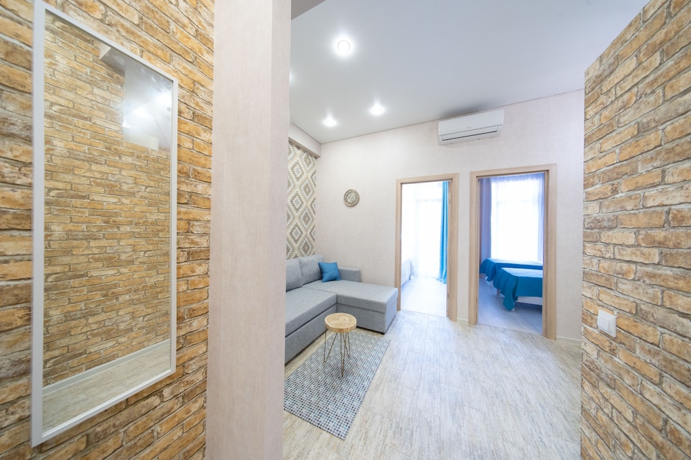 Apartment photo 1