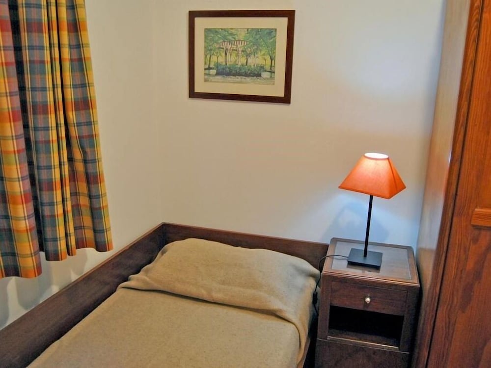 Single Room, Private Bathroom photo 3