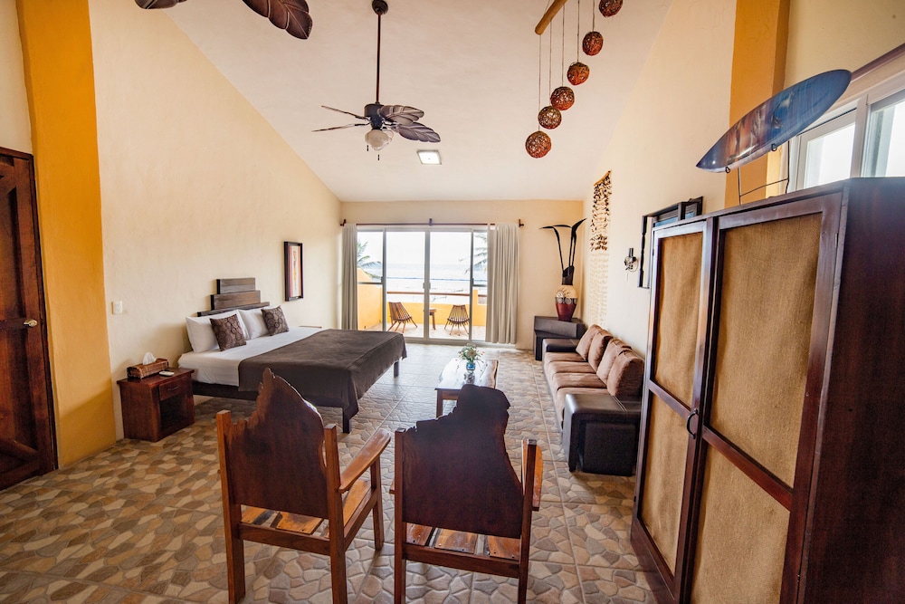 Deluxe Suite, Non Smoking, Ocean View photo 1