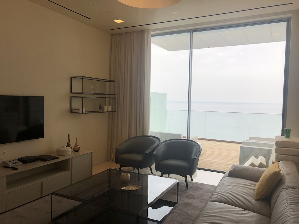 海景三卧行政套房