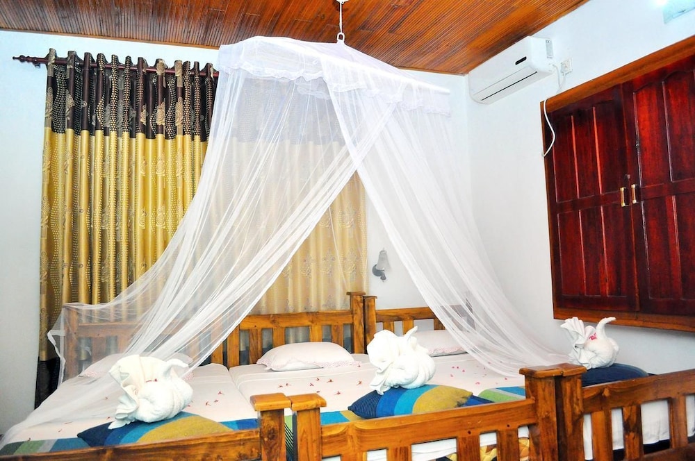 Family Triple Room, Non Smoking photo 2