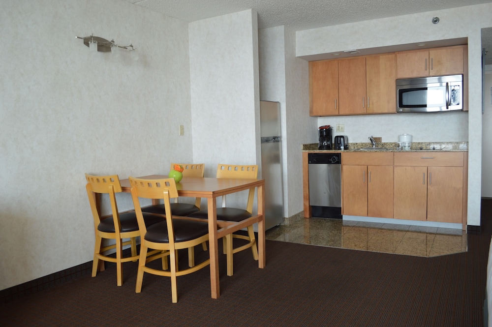 Studio Suite, 2 Double Beds, Kitchenette photo 3