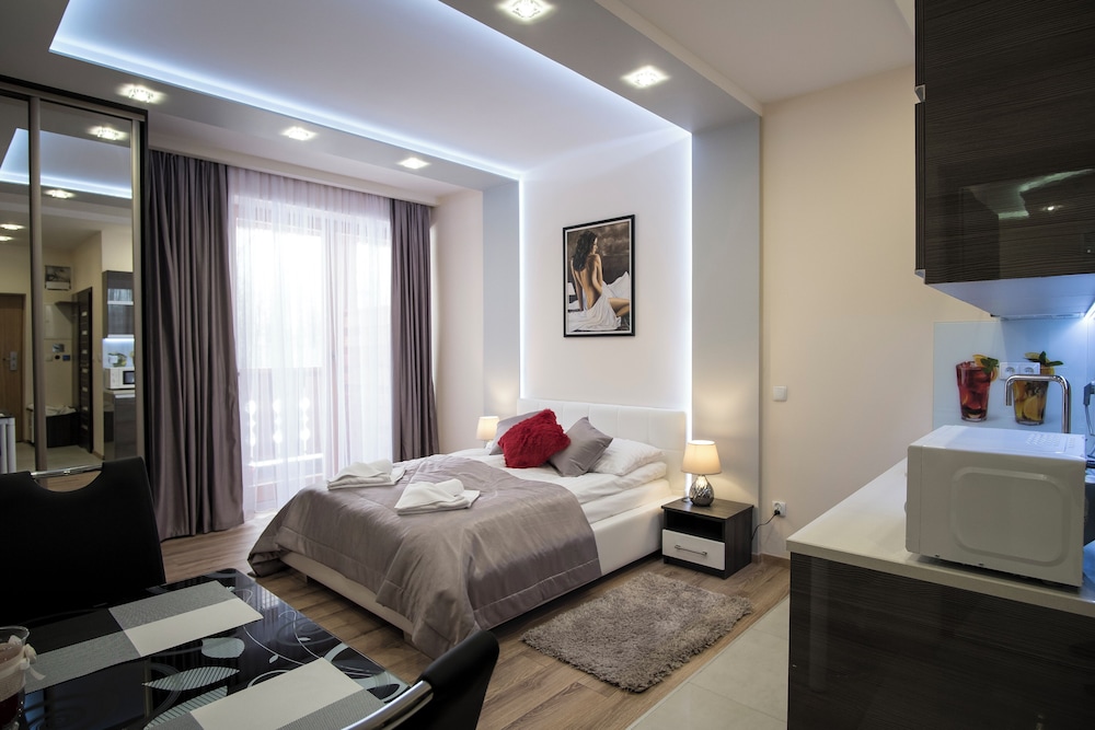 Apartment (111 with SPA, Pool access)