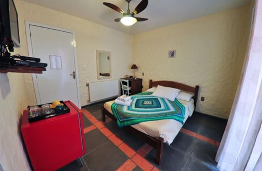 Double or Twin Room photo 3