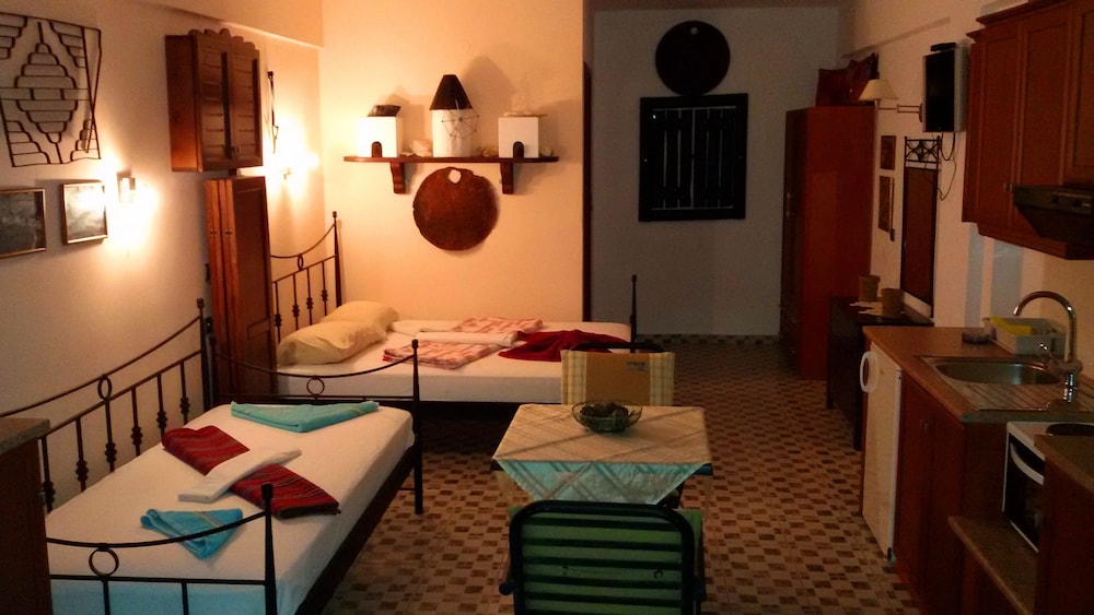Standard Triple Room, Sea View photo 1