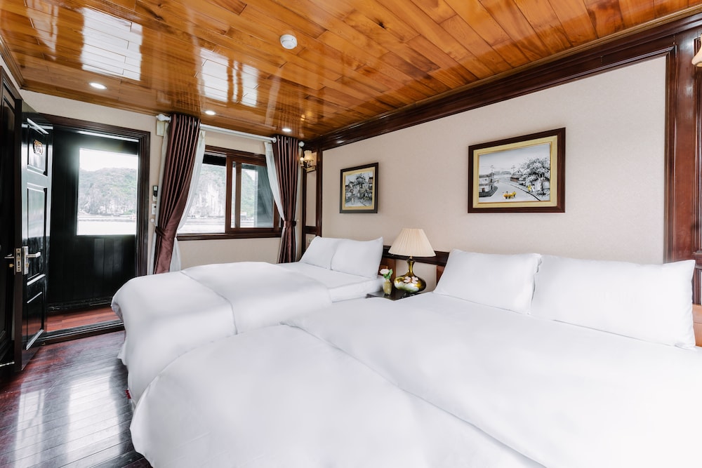 Deluxe Quadruple Room, Non Smoking photo 2