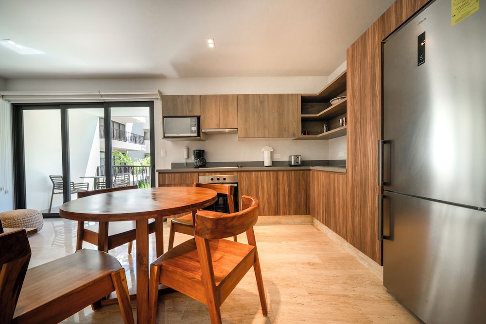 Executive Apartment, Balcony, City View photo 1