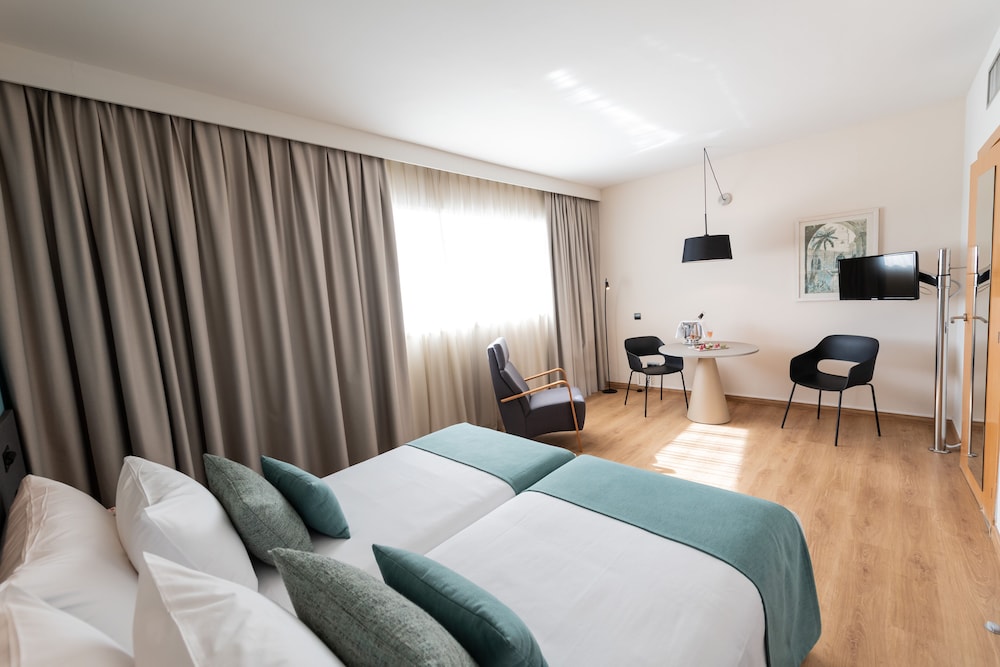 Standard Room, Kitchenette photo 3