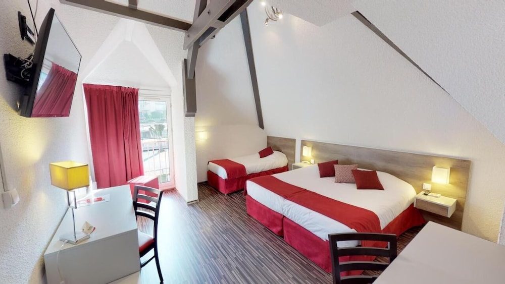Comfort Triple Room