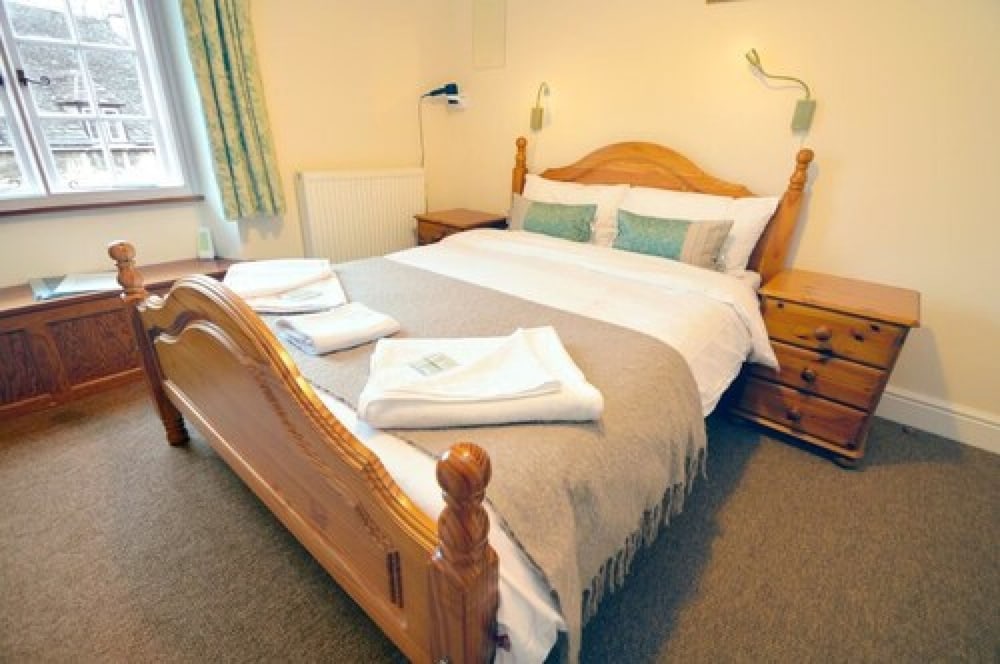 Double Room, Shared Bathroom photo 2