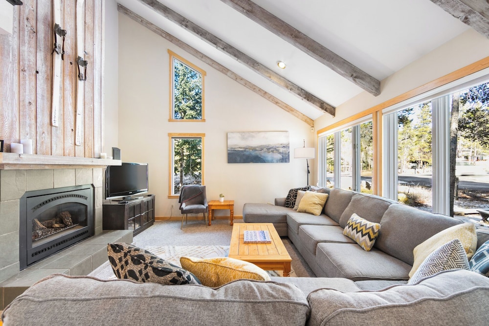 House (4 Bedrooms)